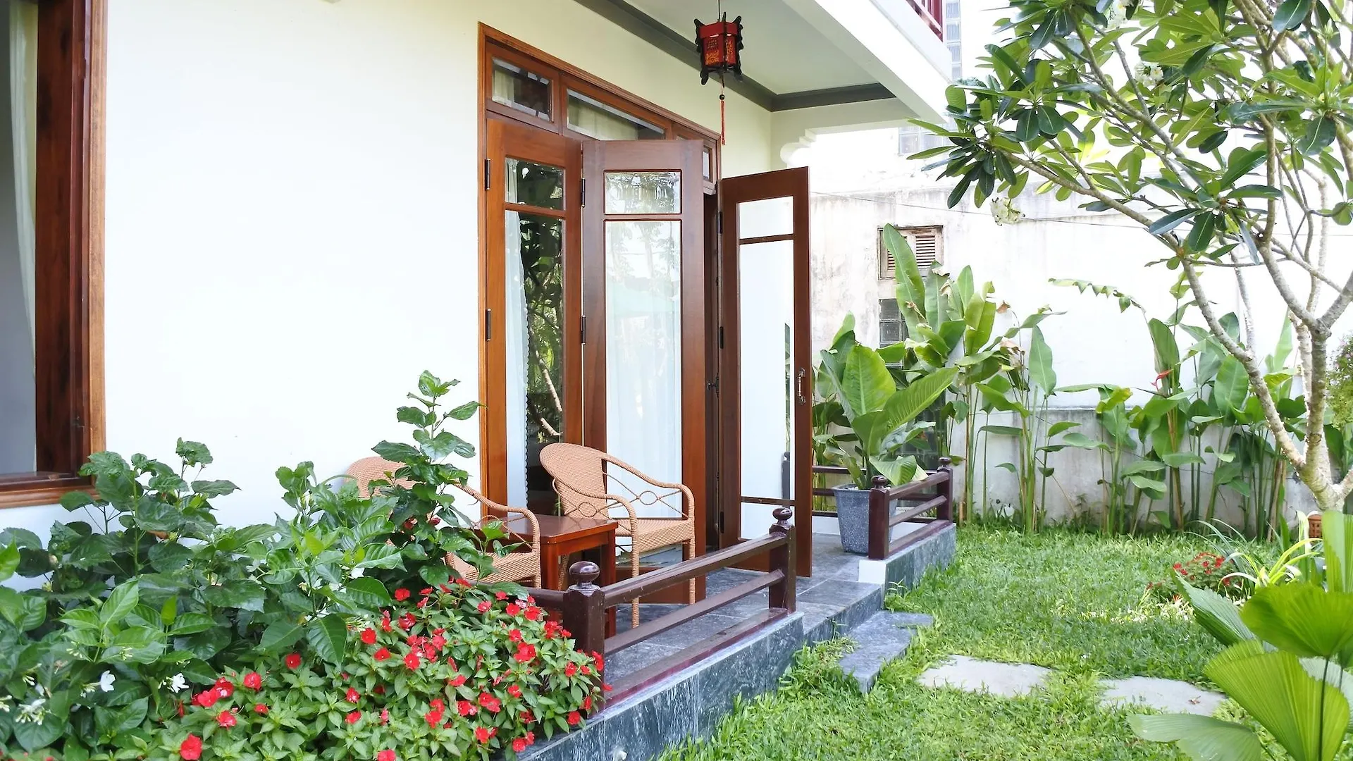 Hoi An Osaka Riverside Villa & Spa Hoi An